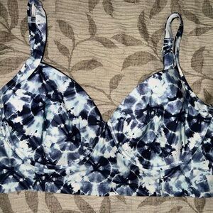 Old Navy underwire bikini top navy tie dye